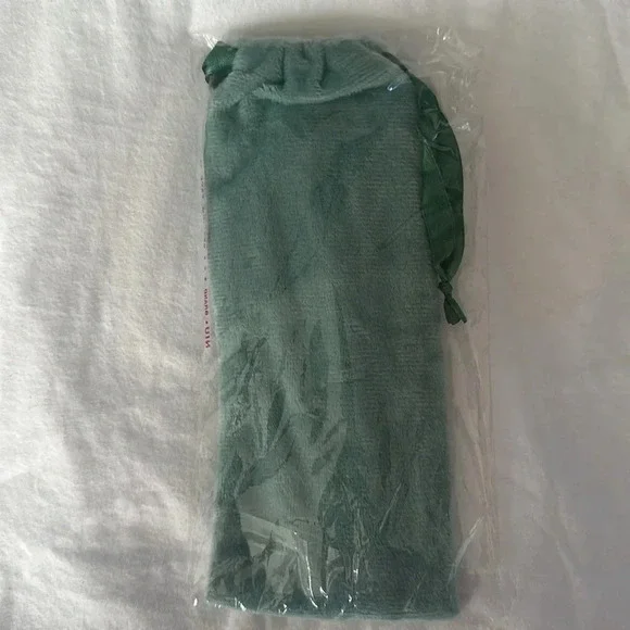 NIP 13 Piece Green Makeup Brush Set - Picture 3 of 3